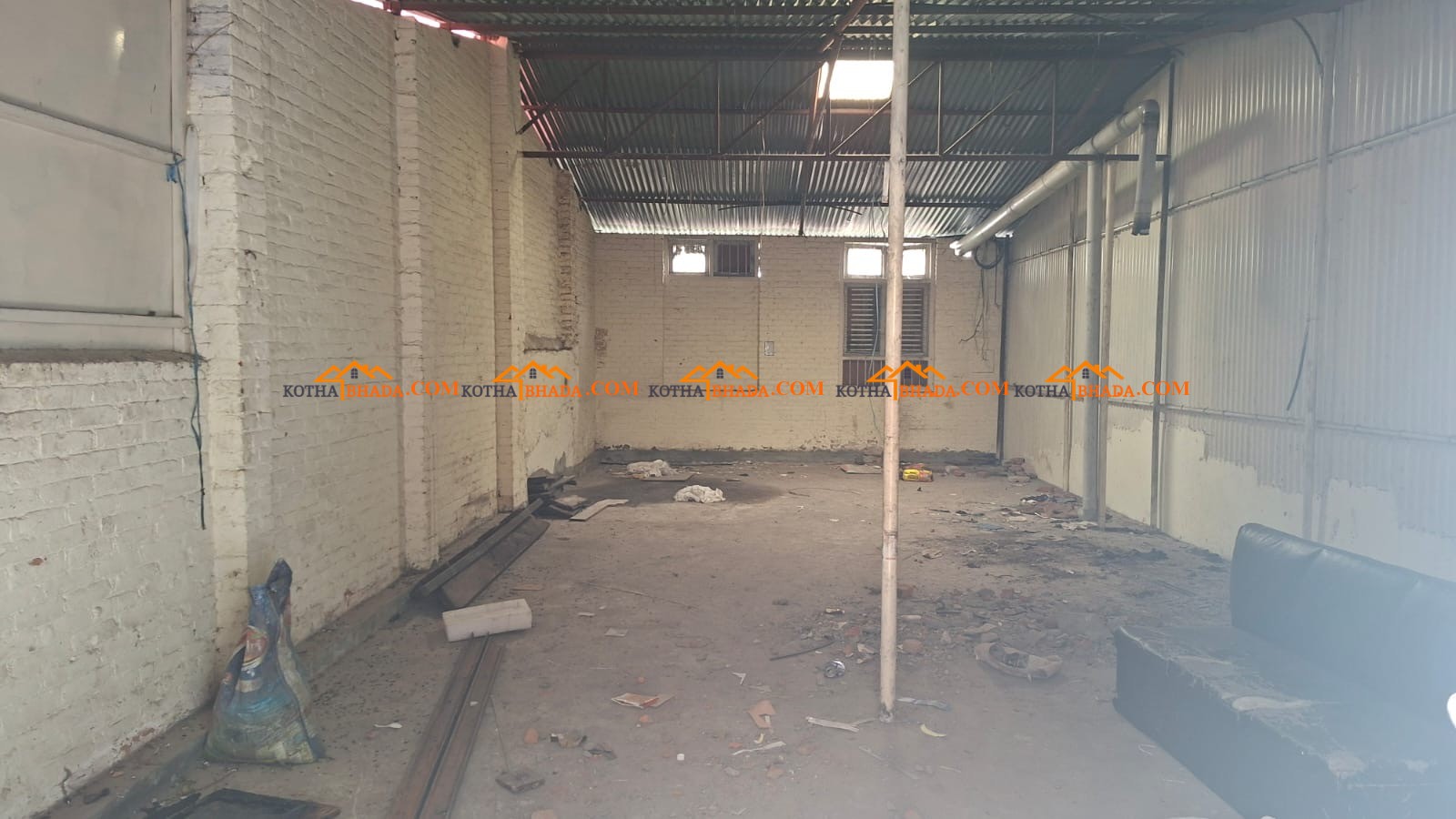 20x 40ft tahara available for rent in Bagbazzar (VIP marg 80)