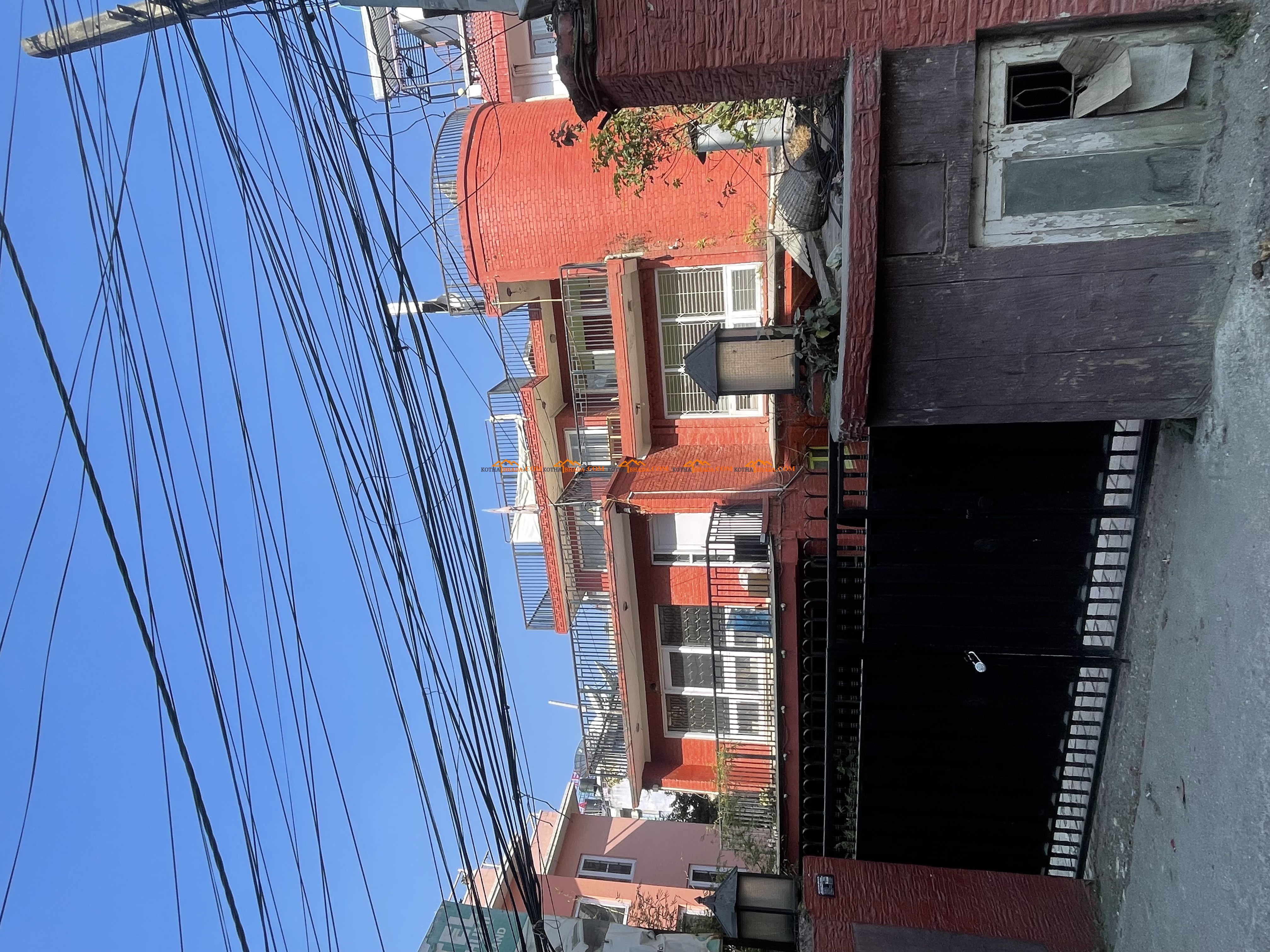 House available for rent for commericial use in Sinamangal